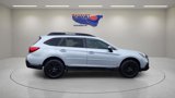 Used 2019 Subaru Outback 2.5i Premium image 2