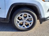 Used 2024 Jeep Compass Sport image 3