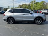 Used 2021 Volkswagen Tiguan SE image 4