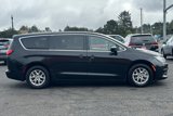 Used 2022 Chrysler Voyager LX image 2
