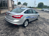 Used 2013 Ford Focus SE w/ SE Winter Pkg image 3