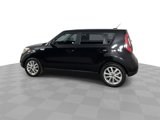 Used 2019 Kia Soul + image 5