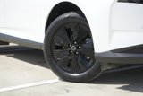 Used 2025 Nissan Murano SV image 2