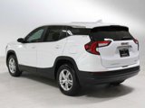 Used 2024 GMC Terrain SLE image 3