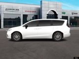 New 2024 Chrysler Pacifica Touring-L image 3