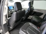 Certified 2022 Chrysler Pacifica Touring-L image 4
