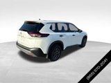 Used 2023 Nissan Rogue S image 5