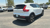 Used 2022 Volvo XC40 T4 Inscription w/ Advanced Package image 3