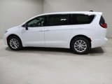 New 2025 Chrysler Pacifica Select image 4