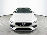 Used 2019 Volvo S60 T5 Momentum w/ Multimedia Package image 2