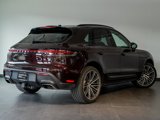 Certified 2024 Porsche Macan image 5
