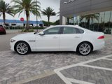 Used 2019 Jaguar XF Prestige image 2