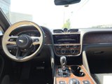 Used 2023 Bentley Bentayga image 4