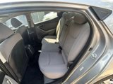 Used 2015 Hyundai Elantra SE image 6