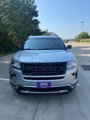 Used 2018 Ford Explorer FWD image 2