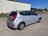 Used 2017 Hyundai Accent SE image 3