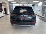 New 2025 Mitsubishi Outlander SE image 4