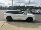 Used 2021 Lincoln Corsair Reserve w/ Equipment Group 201A image 4