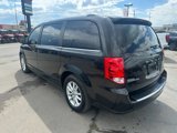 Used 2020 Dodge Grand Caravan SXT image 6