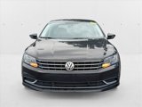 Used 2017 Volkswagen Passat 1.8T S image 2