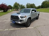Used 2022 Toyota Tacoma TRD Sport image 4
