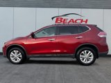Used 2015 Nissan Rogue SV w/ SV Premium Package image 2
