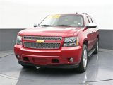 Used 2014 Chevrolet Suburban LTZ image 2