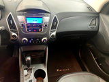 Used 2012 Hyundai Tucson GLS image 5