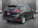 Used 2019 Nissan Rogue SV image 5
