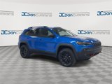 Used 2021 Jeep Cherokee Trailhawk image 2