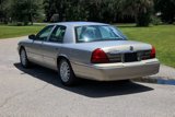 Used 2010 Mercury Grand Marquis LS image 3
