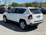 Used 2016 Jeep Compass Latitude image 4