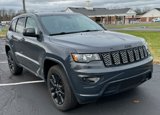 Used 2018 Jeep Grand Cherokee Altitude image 2