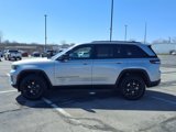 New 2025 Jeep Grand Cherokee Altitude image 4