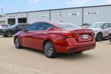 Used 2025 Nissan Altima 2.5 SV image 3