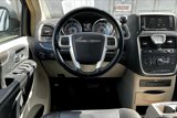 Used 2015 Chrysler Town & Country Touring-L w/ Driver Convenience Group image 4
