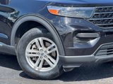 Used 2020 Ford Explorer XLT image 2