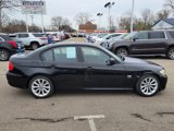 Used 2009 BMW 328i xDrive Sedan image 3
