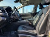 Used 2022 Toyota Camry SE image 4