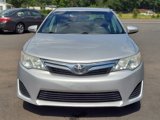 Used 2014 Toyota Camry LE image 2