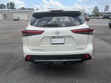Used 2020 Toyota Highlander Limited image 5