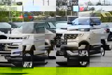Certified 2017 Ford Explorer XLT w/ Equipment Group 202A image 3