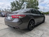 Used 2020 Toyota Camry SE image 4
