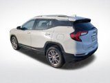 Used 2024 GMC Terrain SLT image 3