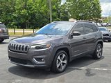 Used 2019 Jeep Cherokee Limited image 2