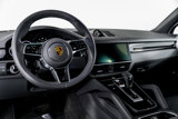 Used 2022 Porsche Cayenne image 2