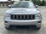 Used 2020 Jeep Grand Cherokee Laredo image 3