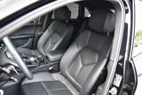 Used 2025 Porsche Macan image 5