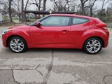 Used 2017 Hyundai Veloster image 5