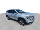 Certified 2022 GMC Terrain SLT w/ Tech Package image 2
